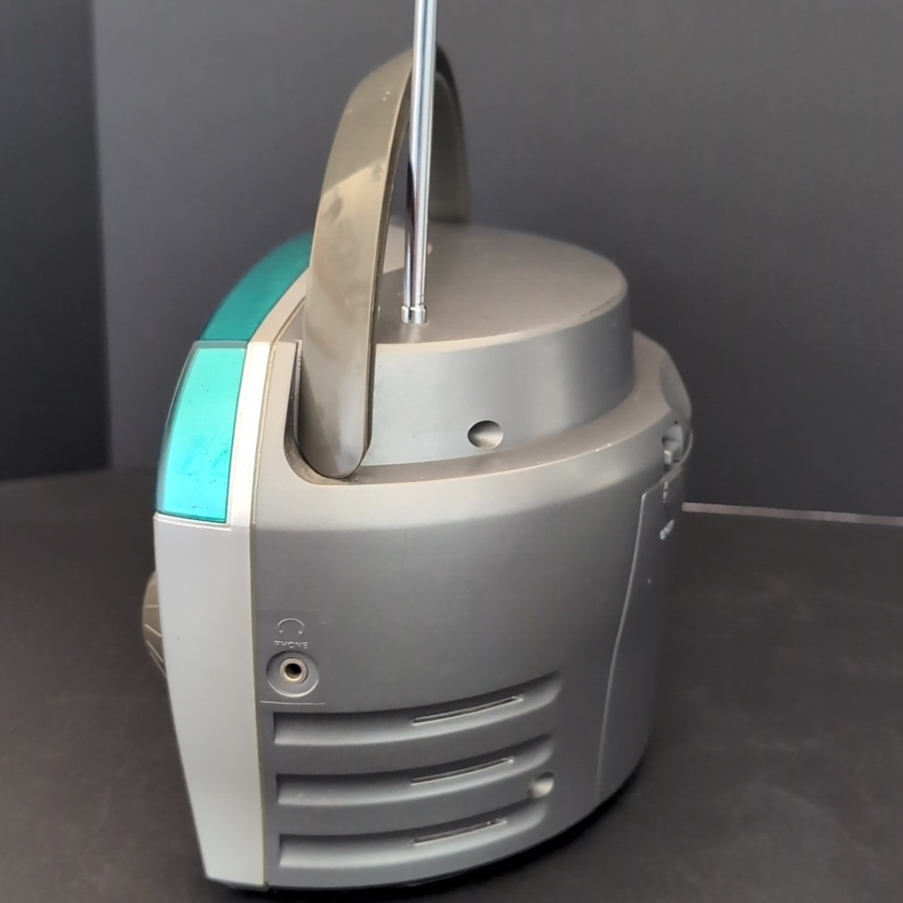 VGT,Teal/Gray Audiologic High Sensitivity AM/FM Radio Reciever. - Picture 6 of 10